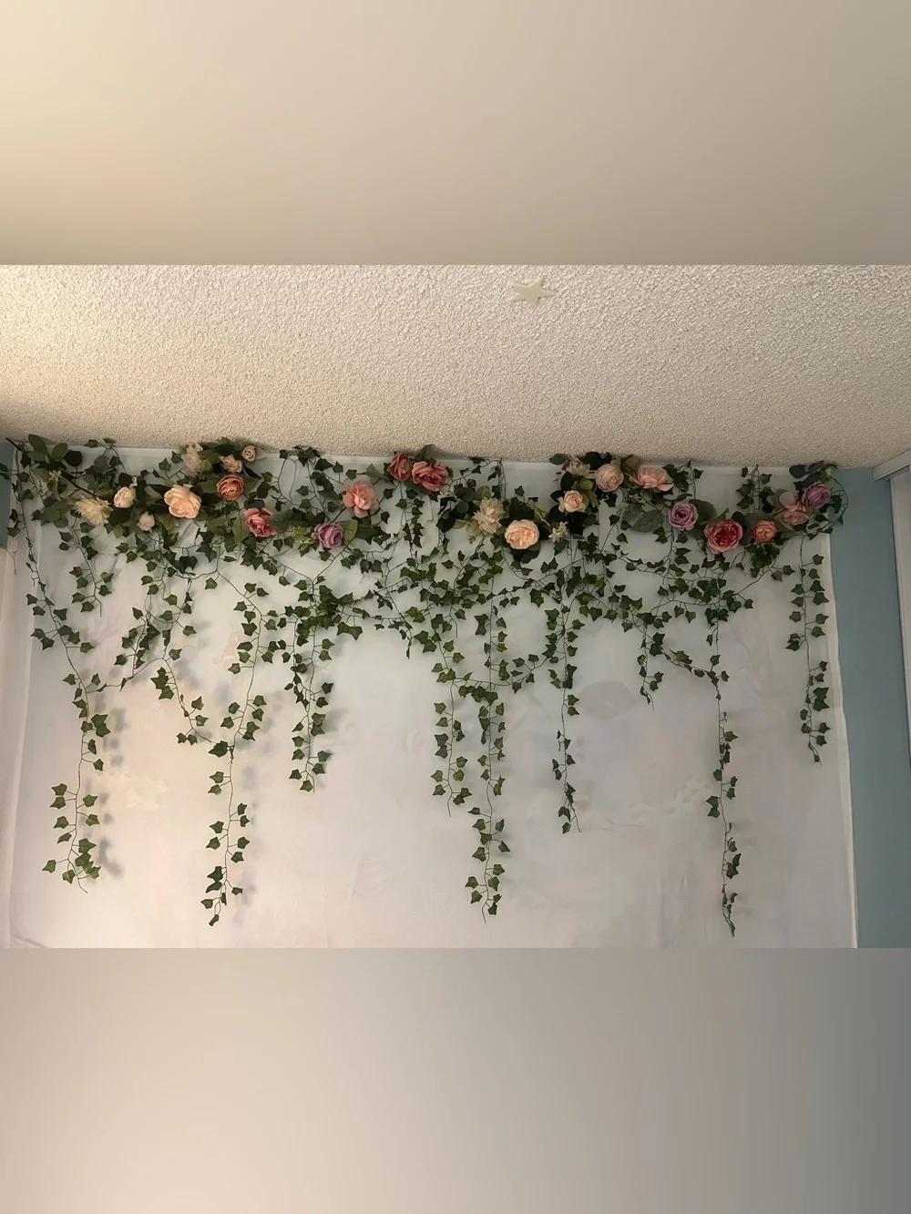 12 Foot Cabbage Rose & Dahlia Flower Garden & Light-up Ivy Vine Room Decor